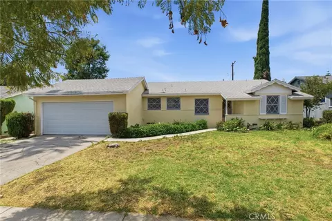 11251 Dronfield, Pacoima, CA 91331