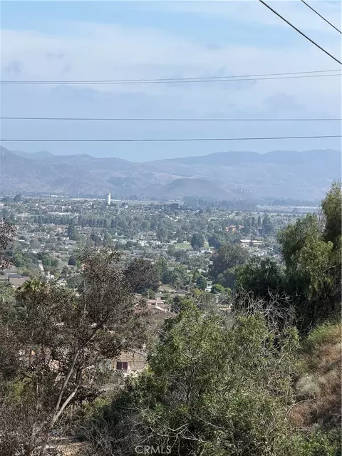 250 W Highland Dr, Camarillo, CA 93010