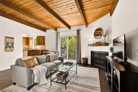 4230 Whitsett Ave #6, Studio City, CA 91604