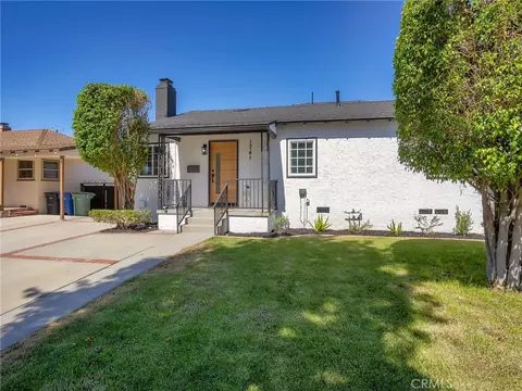1741 N Rose St, Burbank, CA 91505
