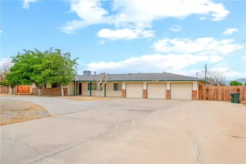 Exterior - 13755 Mohawk Rd, Apple Valley, CA 92307 photo 2 of 8