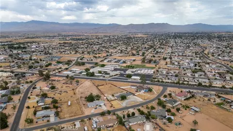 View/Area - 13755 Mohawk Rd, Apple Valley, CA 92307 photo 9 of 9