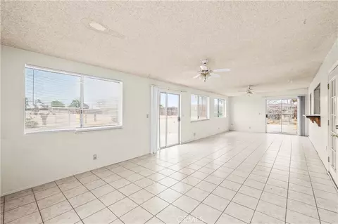 Living - 13755 Mohawk Rd, Apple Valley, CA 92307 photo 8 of 9