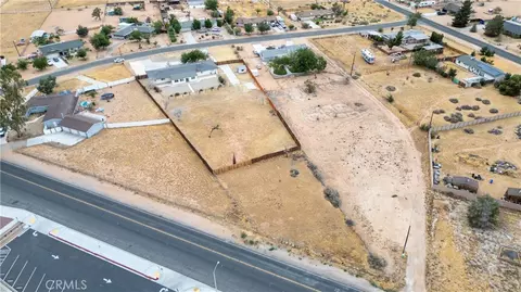View/Area - 13755 Mohawk Rd, Apple Valley, CA 92307 photo 2 of 9