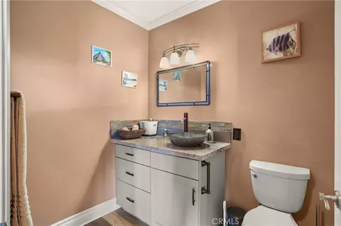 Bath - 488 E Ocean, Long Beach, CA 90802 photo 1 of 4