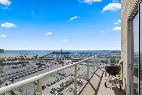 View/Area - 488 E Ocean, Long Beach, CA 90802 photo 3 of 4