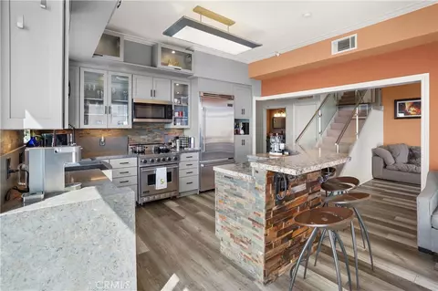 Kitchen - 488 E Ocean, Long Beach, CA 90802 photo 1 of 4