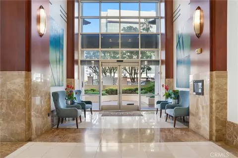 Entry Way - 488 E Ocean, Long Beach, CA 90802 photo 1 of 3