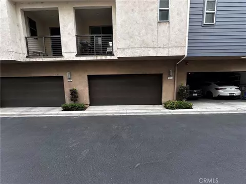 Exterior - 1014 Roble Pl, Montebello, CA 90640 photo 2 of 2