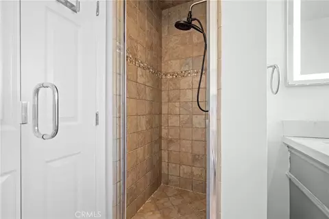 Bath - 6637 Capps, Reseda, CA 91335 photo 4 of 4