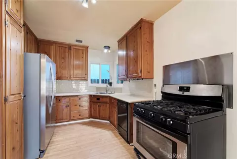 Kitchen - 10772 Las Lunitas, Tujunga, CA 91042 photo 1 of 1
