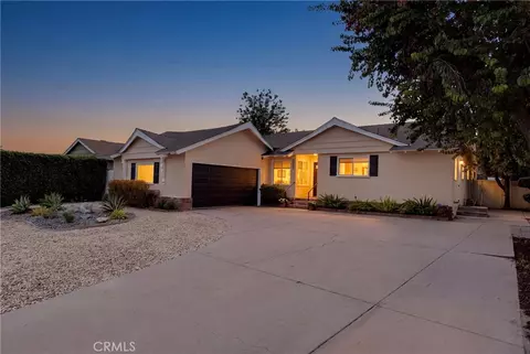 9001 Debra Ave, North Hills, CA 91343