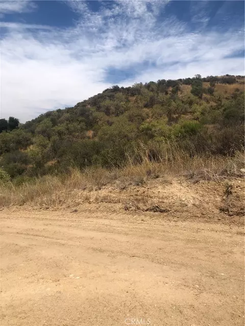 0 Dockweiler Dr, Newhall, CA 91321 photo 3