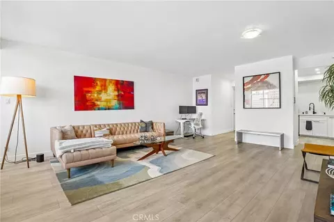 969 Hilgard Ave #907, Los Angeles, CA 90024