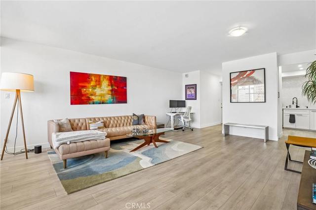 969 Hilgard Ave #907, Los Angeles, CA 90024