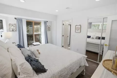 Bedroom - 9704 Marcus Ln, Tujunga, CA 91042 photo 2 of 4