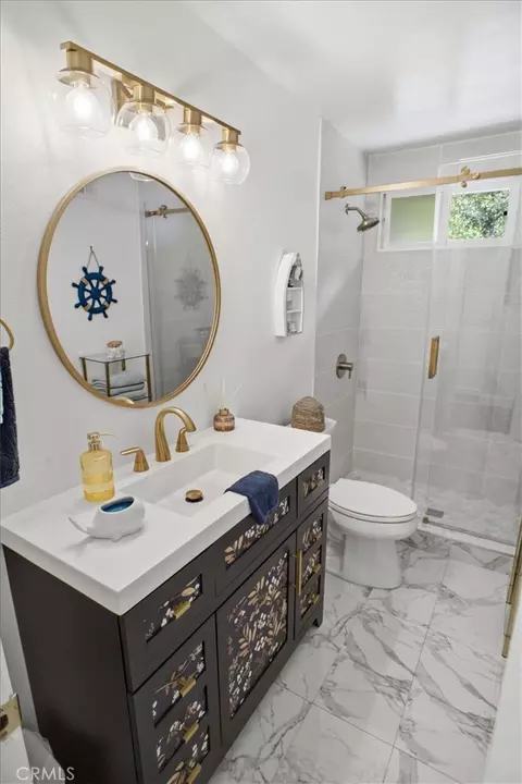 Bath - 9704 Marcus Ln, Tujunga, CA 91042 photo 2 of 2