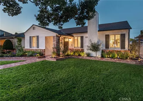 220 S Reese Pl, Burbank, CA 91506