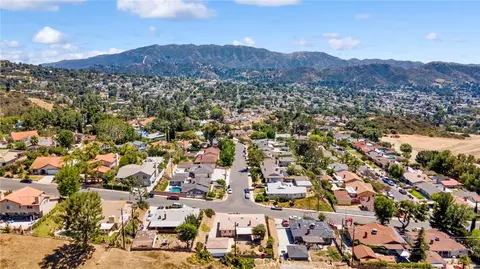View/Area - 7217 Lonzo, Tujunga, CA 91042 photo 6 of 7