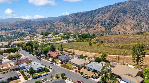 View/Area - 7217 Lonzo, Tujunga, CA 91042 photo 3 of 7