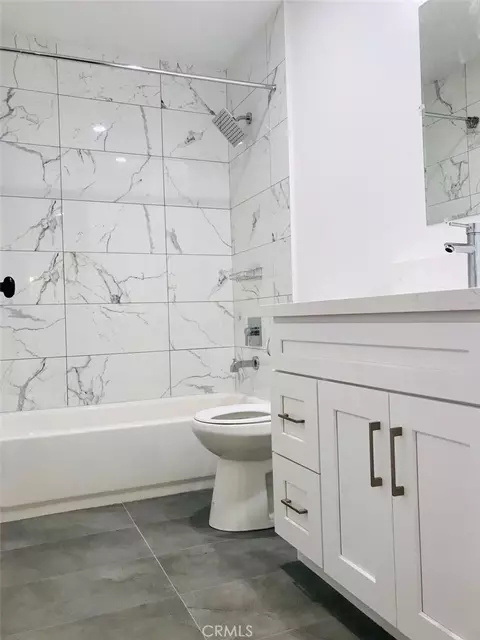 Bath - 14253 Gilmore St, Van Nuys, CA 91401 photo 2 of 5