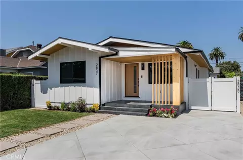 2837 S Palm Grove Ave, Los Angeles, CA 90016