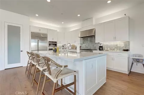 Kitchen - 29455 Corte Halcon, Valencia, CA 91354 photo 2 of 4