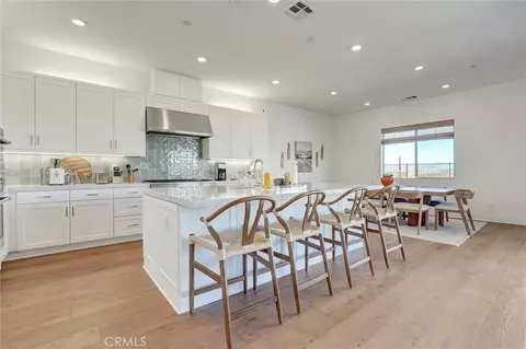 Kitchen - 29455 Corte Halcon, Valencia, CA 91354 photo 1 of 4