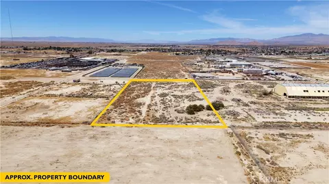 0 15th St Orange St, Rosamond, CA 93560