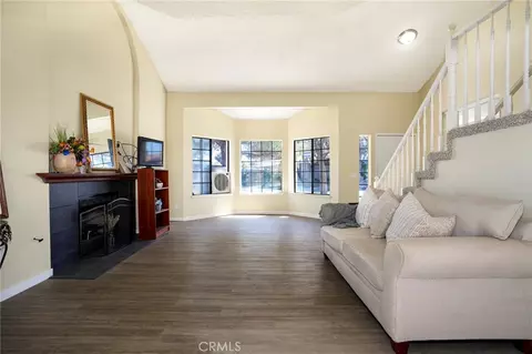 Living - 5389 Evergem Ave, Palmdale, CA 93552 photo 3 of 7