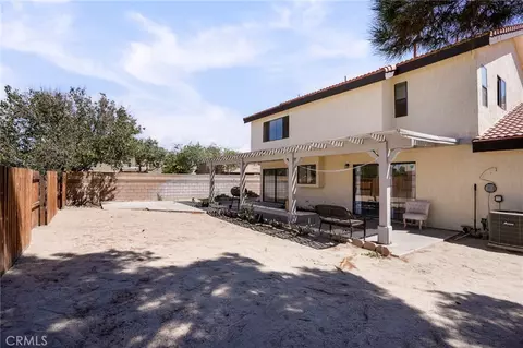 Exterior - 5389 Evergem Ave, Palmdale, CA 93552 photo 4 of 6