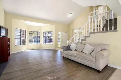Living - 5389 Evergem Ave, Palmdale, CA 93552 photo 2 of 7