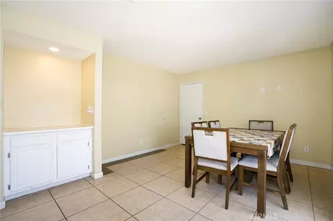 Dining - 5389 Evergem Ave, Palmdale, CA 93552 photo 3 of 4