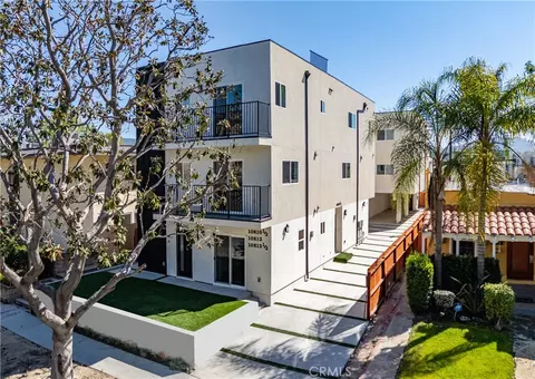 10810 Hesby, North Hollywood, CA 91601