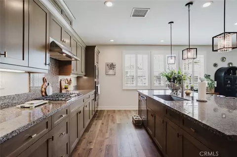 Kitchen - 18930 Carranza Ln, Saugus, CA 91350 photo 2 of 5