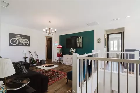 Entry Way - 18930 Carranza Ln, Saugus, CA 91350 photo 11 of 11
