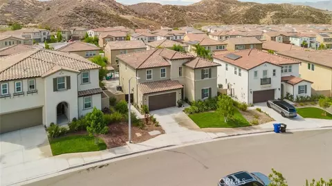 View/Area - 18930 Carranza Ln, Saugus, CA 91350 photo 1 of 6