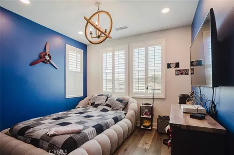 Bedroom - 18930 Carranza Ln, Saugus, CA 91350 photo 6 of 7
