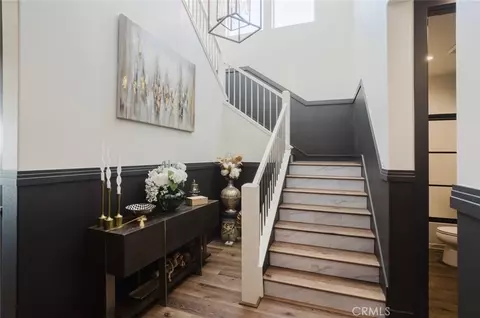 Entry Way - 18930 Carranza Ln, Saugus, CA 91350 photo 6 of 11