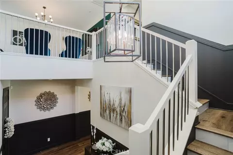 Entry Way - 18930 Carranza Ln, Saugus, CA 91350 photo 7 of 11