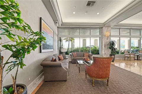 Living - 525 E Seaside Way #1109, Long Beach, CA 90802 photo 6 of 6