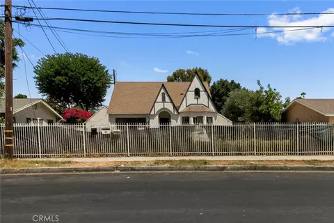 6824 Tyrone, Van Nuys, CA 91405 photo 6