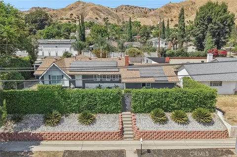 10065 Foothill, Sylmar, CA 91342