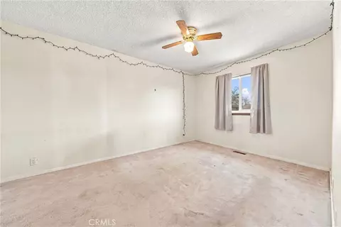 Bedroom - 8609 Maple, Hesperia, CA 92345 photo 4 of 6
