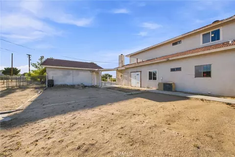 Exterior - 8609 Maple, Hesperia, CA 92345 photo 6 of 10