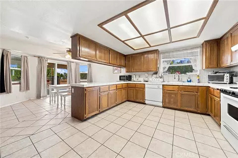 Kitchen - 8609 Maple, Hesperia, CA 92345 photo 1 of 2