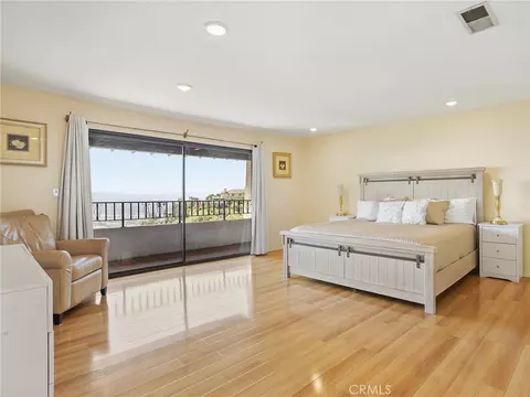 Bedroom - 1350 E Tujunga Ave, Burbank, CA 91501 photo 1 of 8