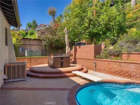 Exterior - 1350 E Tujunga Ave, Burbank, CA 91501 photo 6 of 13