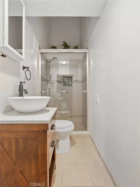 Bath - 1350 E Tujunga Ave, Burbank, CA 91501 photo 10 of 10