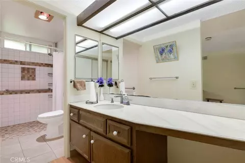 Bath - 831 Redlen Ave, Whittier, CA 90601 photo 2 of 2